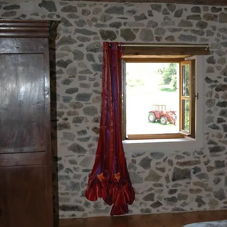 Chambres D'hotes Dordogne-perigord 住宿加早餐酒店