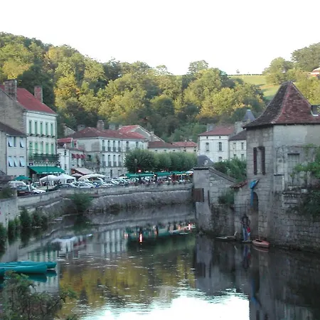 住宿加早餐酒店 Chambres D'hotes Dordogne-perigord Bussière-Badil