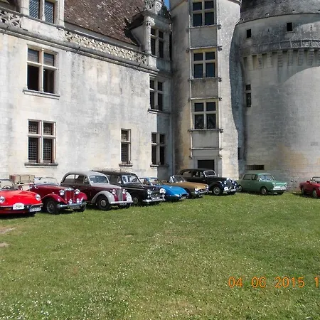 Chambres D'hotes Dordogne-perigord 住宿加早餐酒店 Bussière-Badil