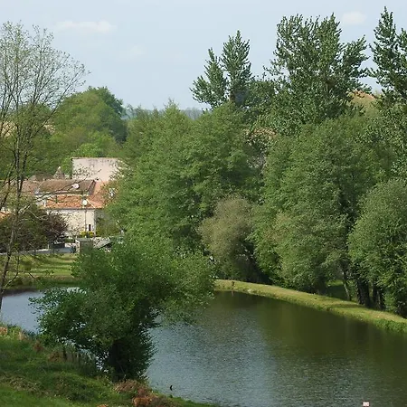 Chambres D'hotes Dordogne-perigord 住宿加早餐酒店 *